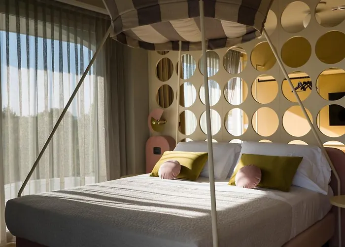 拉格拉迪斯卡酒店 里米尼