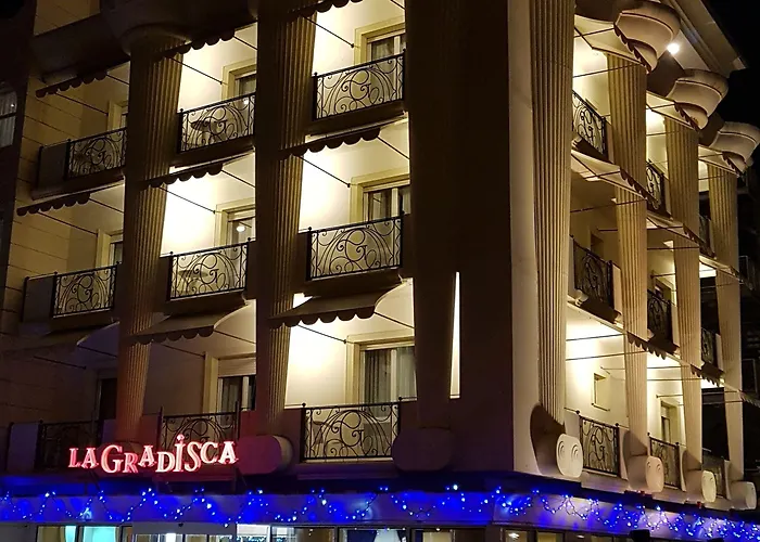 拉格拉迪斯卡酒店 酒店 里米尼