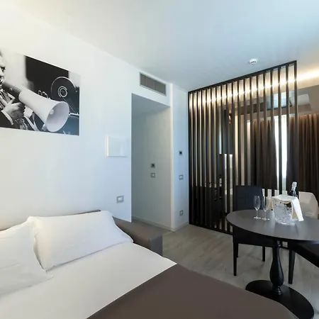 ホテル ラ グラディスカ