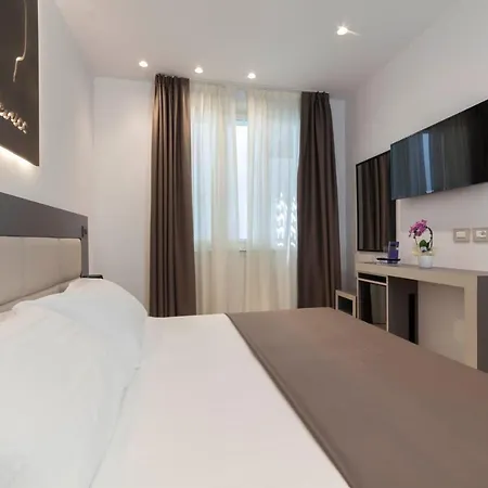 ラ グラディスカ