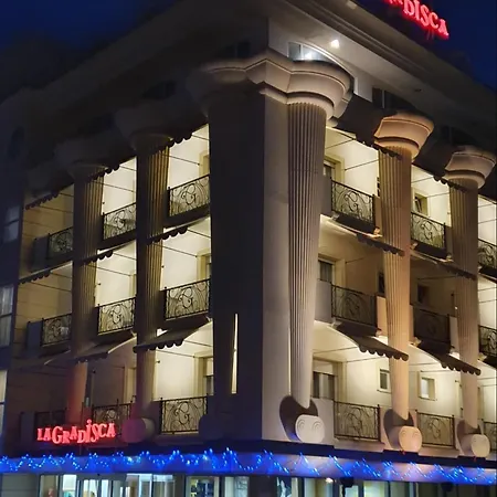 ラ グラディスカ 4* リミニ